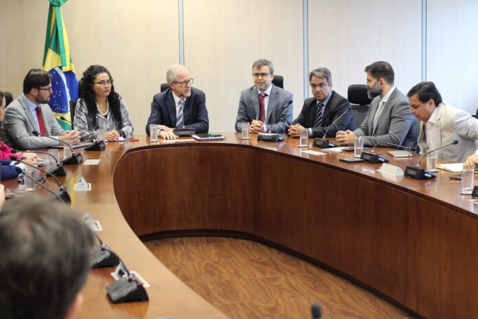 Gestores ambientais dos estados amazônicos participaram de reunião com o secretário-executivo do MMA, em Brasília