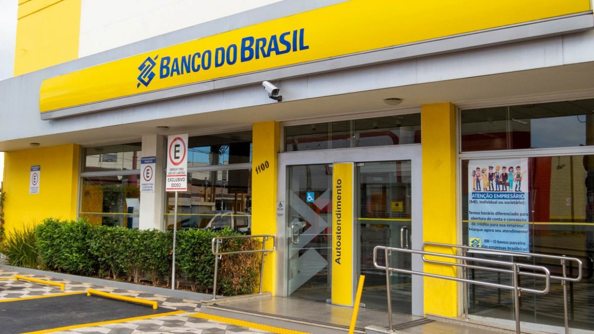 Expediente bancário no final do ano: veja como funcionam os bancos durante as festas