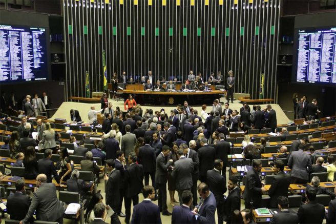 Com o retorno dos trabalhos parlamentares, todo início de ano e de mandado congressistas recebem uma verba que ultrapassa R$ 40 milhões.