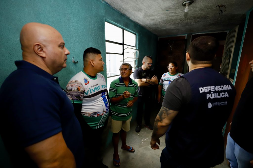 Desde 2013, a DPE-AM acompanha a situação de moradores que reclamam das péssimas condições estruturais nos conjuntos habitacionais