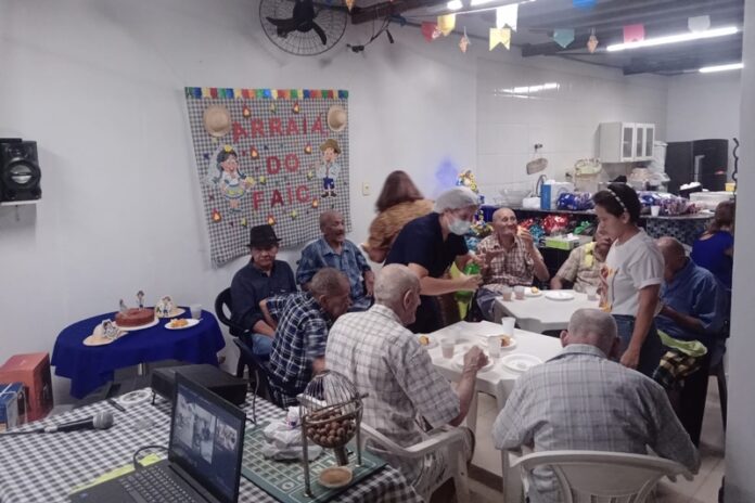 O MP-AM entrou com uma ação para impedir que a Faic abrigue idosos. Atualmente, a entidade abriga 12 pessoas em Manaus.