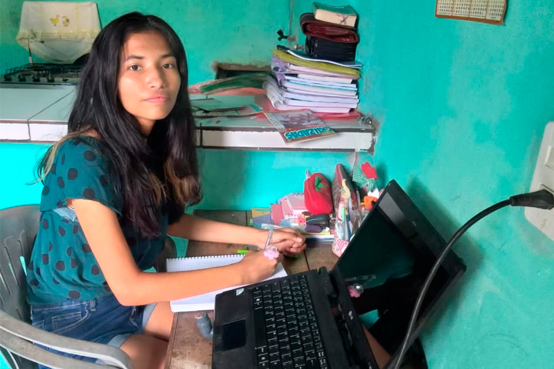 Rilary Manuela Coutinho, de 18 anos, alcançou a nota máxima na redação do Enem em 2022 e foi aprovada para o curso de Direito na Ufam.