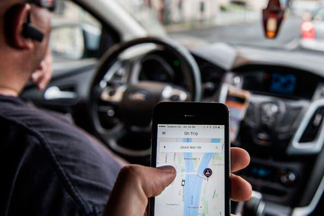 Motoristas do Uber em Manaus terão um aplicativo de celular para acionar a polícia em caso de assaltos.