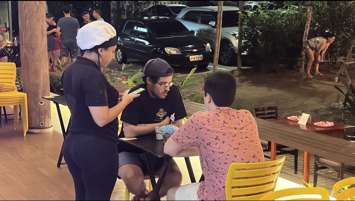 Ex-deputado Marcelo Ramos, compartilhou uma foto do filho com o namorado nas redes sociais com mensagem inspiradora 