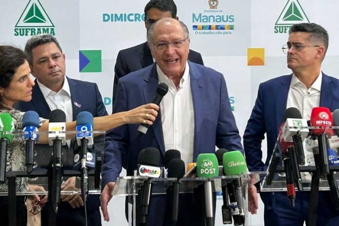 Geraldo Alckmin, assegurou que a Zona Franca de Manaus (ZFM) possui garantia constitucional e não será prejudicada pela reforma tributária.