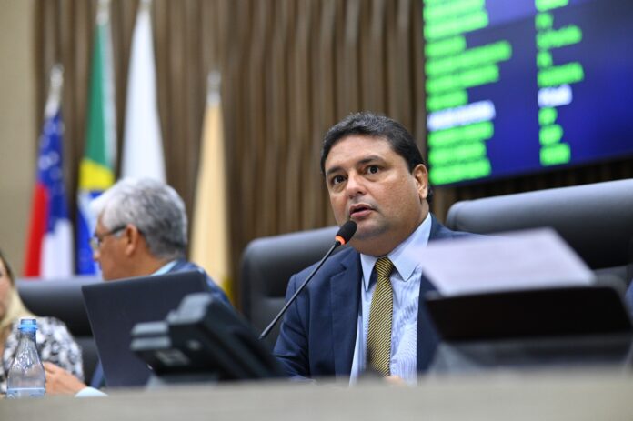 CMM implanta ponto eletrônico para servidores estatutários e comissionados