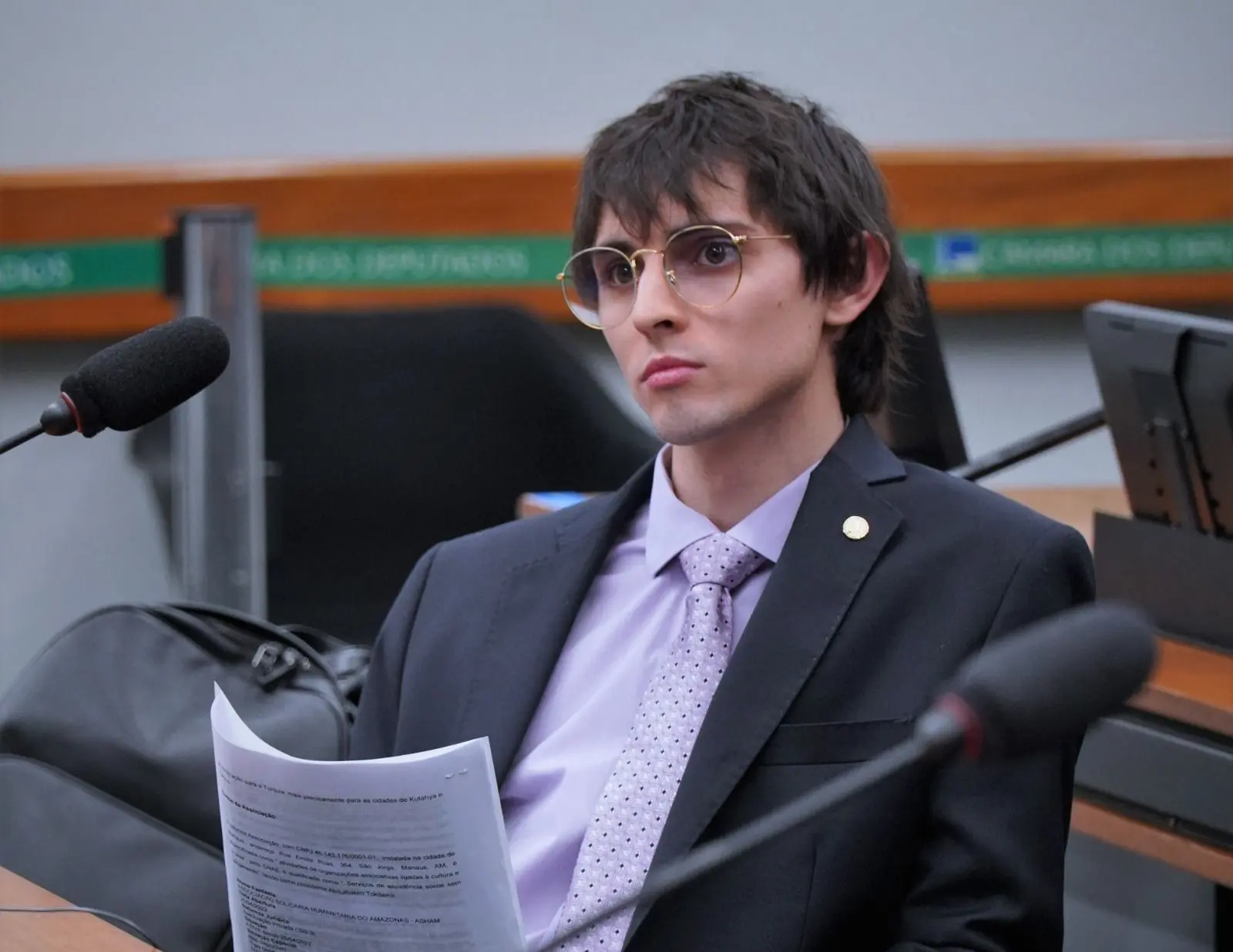 O deputado federal Amon Mandel (Cidadania-AM) encabeçou a apresentação de um projeto de criação da Secretaria LGBTQIA+ na Câmara dos Deputados.