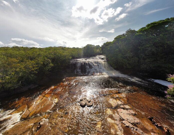 Dados da Amazonastur mostram alta no número de turistas no primeiro semestre em comparação com o mesmo período de 2022