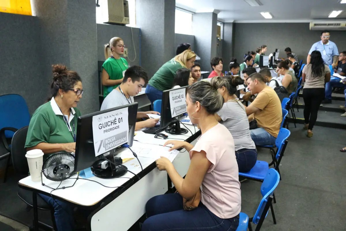 Inscrições para as bolsas Universidade