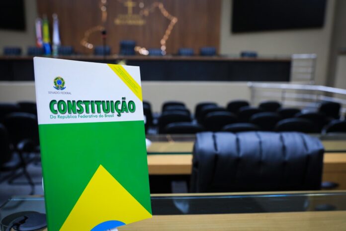 Constituição Federal do Brasil de 1988.