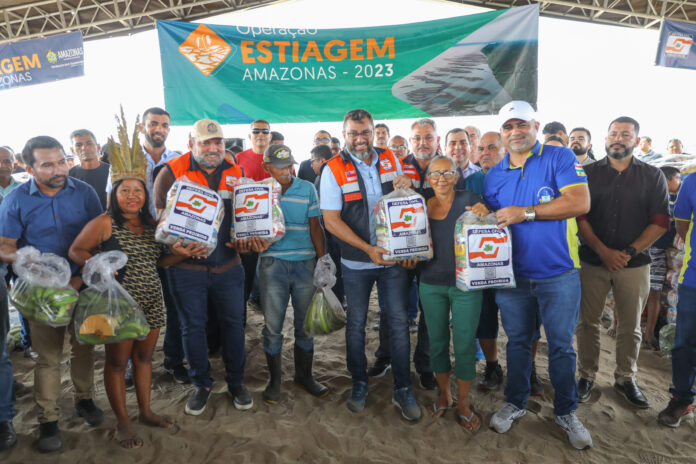 O Governo do Amazonas alcançou 1.000 toneladas de alimentos, aproximadamente 58.000 cestas básicas, enviados a comunidades isoladas.
