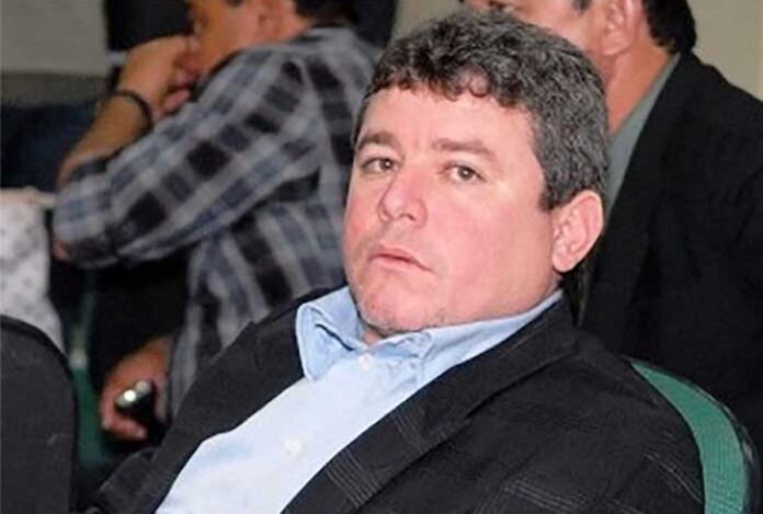 O prefeito de Lábrea, Gean Campos de Barros, foi condenado a 2 anos de prisão pela falta de prestação de contas de recursos do MEC.