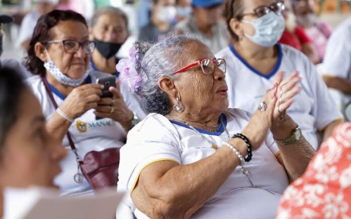 Manaus é a cidade do Amazonas com a maior quantidade de centenários.
