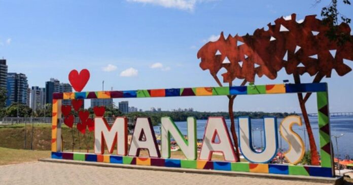Para comemorar o aniversário de Manaus, o depoimento de quem sente saudade dela.