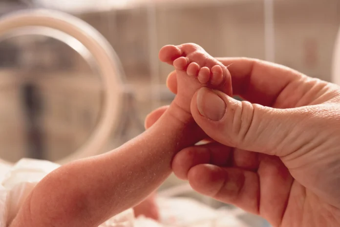 Mães de bebês prematuros terão direito a maior licença-maternidade