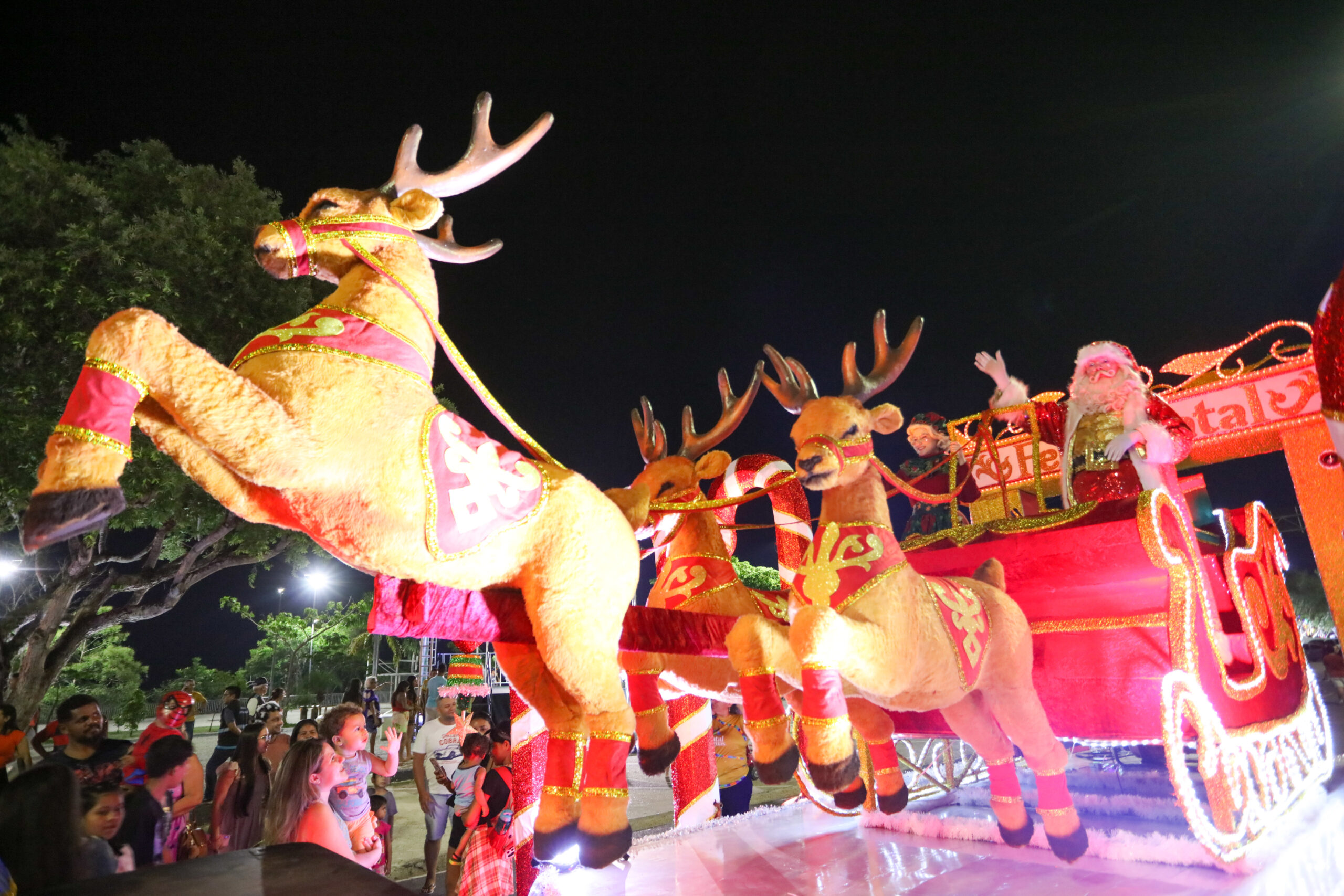 'Parada Natalina' vai acontecer no novo Parque Amazonino Mendes, com o apoio da Nova Igreja Batista (NIB).