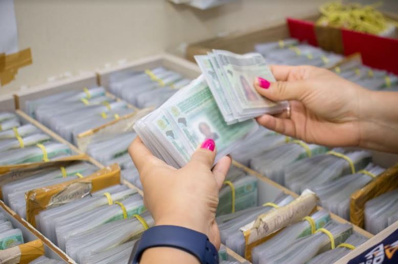 A entrega deve ser feita nos postos de atendimento do Detran-AM e nas autoescolas credenciadas em cada município.