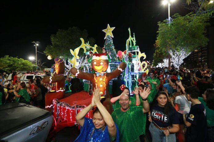 Um dos eventos natalinos que integra o programa “Natal das Águas – Esperança que se renova”, contou com mais de 35 mil pessoas ontem.