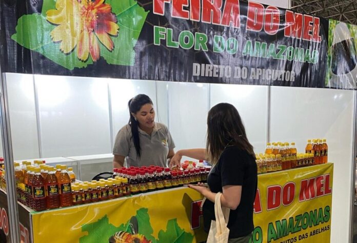 A agroindústria Feira do Mel – Flor do Amazonas de Manaus conquistou o primeiro lugar no 23º Congresso Brasileiro de Apicultura.