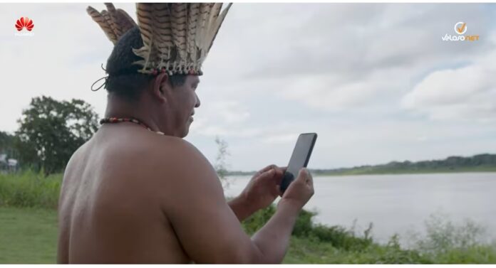 Parceria entre Huawei e VelosoNet em projeto de inclusão digital trouxe 4G a aldeias indígenas pela primeira vez no norte do Brasil.