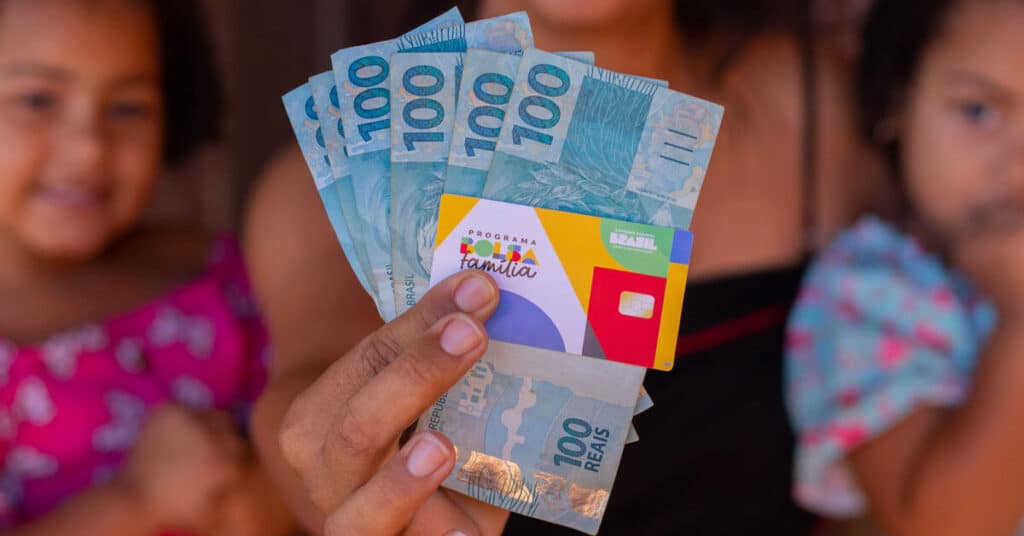 Manaus é a cidade com o maior valor médio do benefício do Bolsa Família.