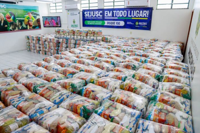 O Governo do Amazonas iniciou a entrega de cestas de alimentos para Organizações da Sociedade Civil (OSCs).