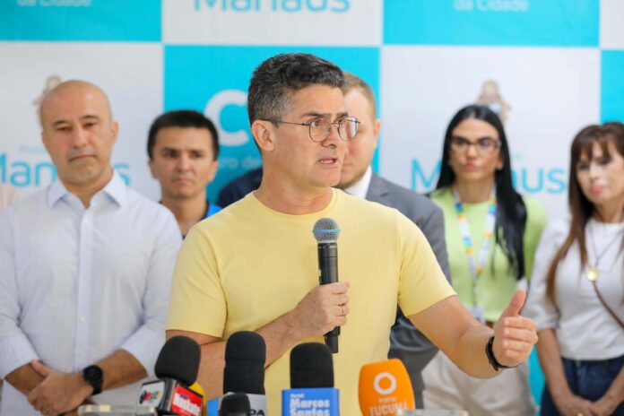 O prefeito de Manaus anunciou a criação do programa “Transação Tributária 2023” para incentivar os contribuintes devedores.