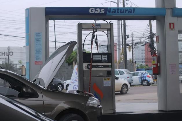 O Governo do Amazonas vai dar R$ 4 mil a motoristas que converterem o veículo para GNV, o gás natural veicular.