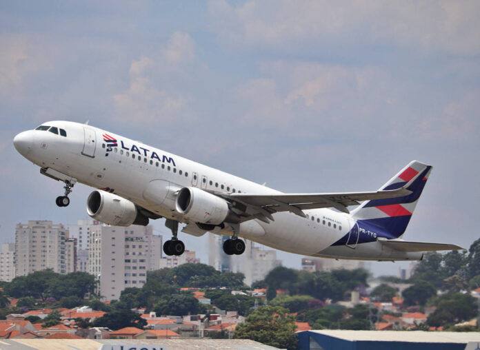 Voa Brasil contemplará pessoas de baixa renda que querem viajar de avião no território nacional.