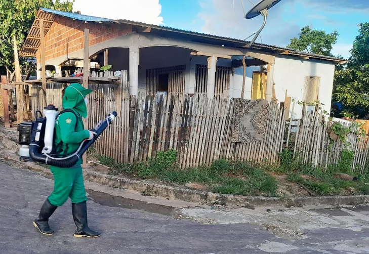 Em apenas 13 dias, a dengue atingiu 1.251 pessoas no estado do Amazonas, um número alarmante.