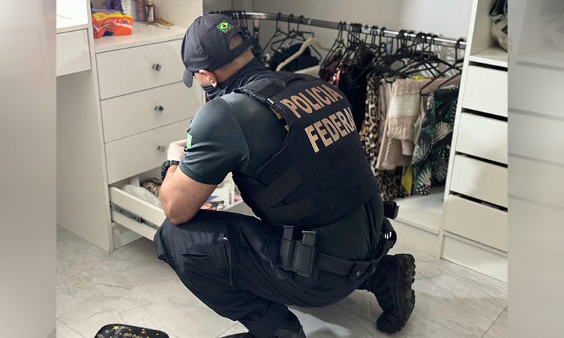 A PF iniciou a Operação Falsi Captivi, com o objetivo de desmantelar uma organização criminosa envolvida em fraudes ao Auxílio-Reclusão.