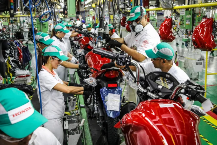 Produção de motocicletas no Polo Industrial de Manaus.