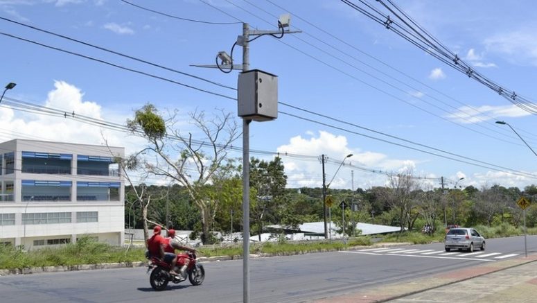 Os radares de velocidade serão reinstalados em Manaus, especificamente em vias com histórico elevado de acidentes.