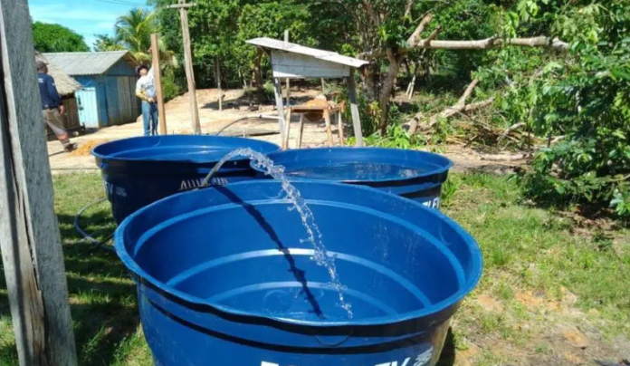 O UNICEF destaca um problema crítico no Amazonas: 191 mil crianças e adolescentes não têm acesso adequado à água potável
