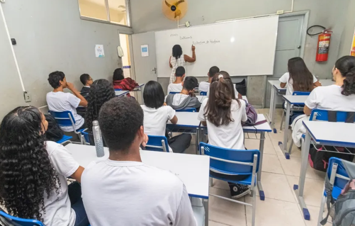 Começa hoje pagamento do Pé-de-Meia