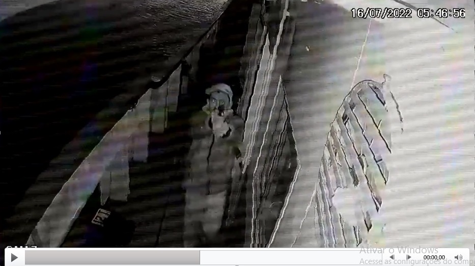 Piratas causam prejuízo de 48 milhões por roubo de combustível