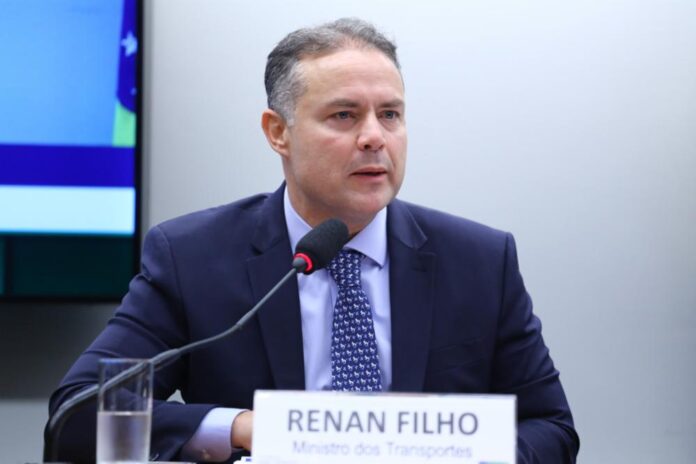 Ministro dos Transportes, Renan Filho, falou sobre a BR-319 em reunião com Marcelo Ramos (PT-AM).