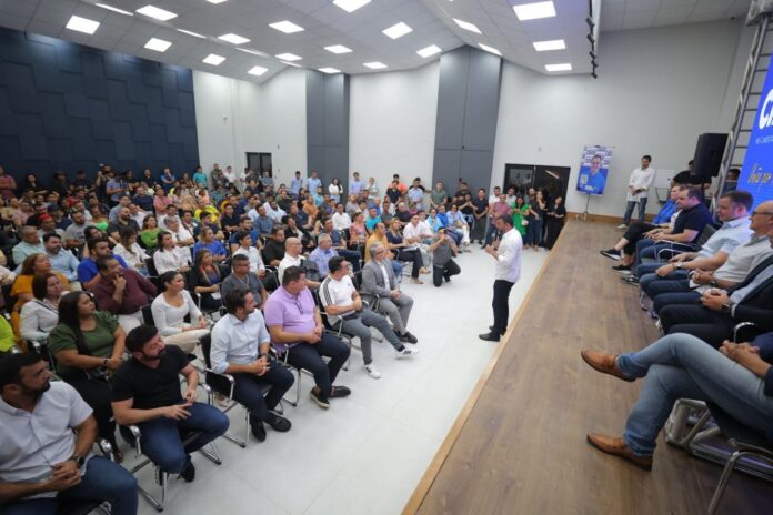 Wilson Lima durante reunião com aliados nesta semana.