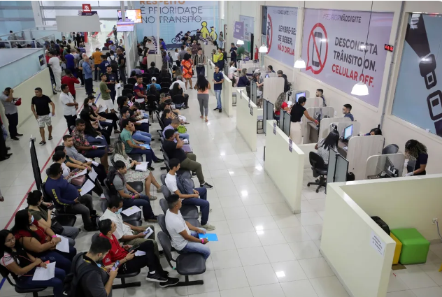 A partir desta segunda-feira (1), as taxas do Detran-AM ficarão mais caras, com um aumento de 4,5%.