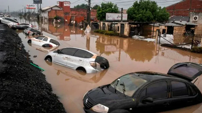 Para onde vão os carros destruídos na enchente do Rio Grande do Sul? (Foto Nelson Almeida)