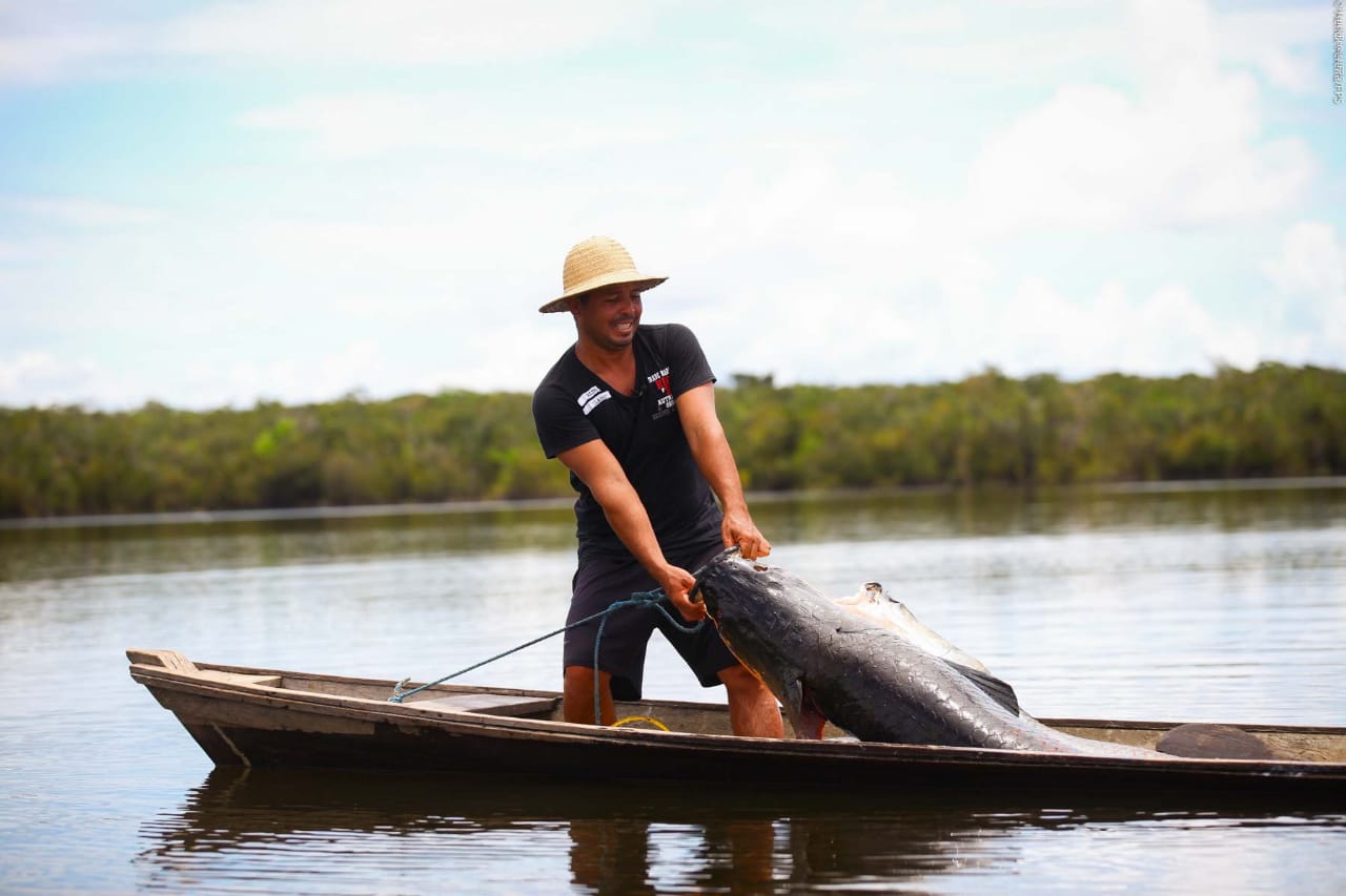 Período de defeso encerrou no dia 15 de março, mas a dificuldade de recuperação dos rios após a seca atrasou a liberação da pesca.