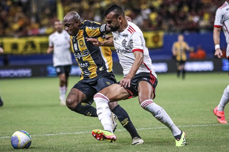 A partida entre Amazonas FC e Flamengo contou com o menor número de pagantes em jogos oficiais do clube carioca na capital amazonense.