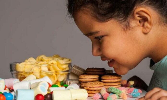 Estudo revela presença de agrotóxicos em biscoitos de maisena, bolinhos recheados e alimentos 'plant based' (Foto: Reprodução)