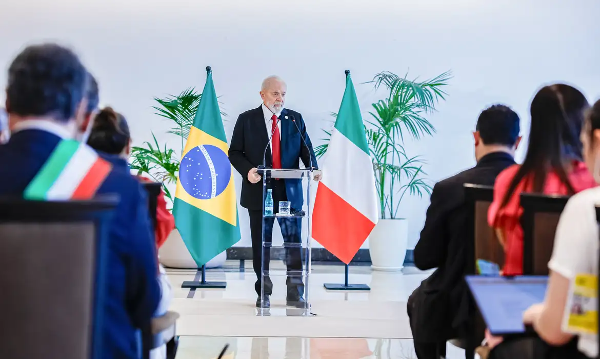 Lula comenta sobre Projeto de Lei 1.904/24 e desoneração durante visita à Europa
