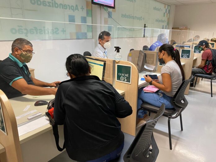 Para se candidatar a uma das vagas, o candidato deve se dirigir à sede do Sine Manaus.