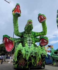 Translado das alegorias Caprichoso (Foto: https://www.instagram.com/portalfestnorte/) 