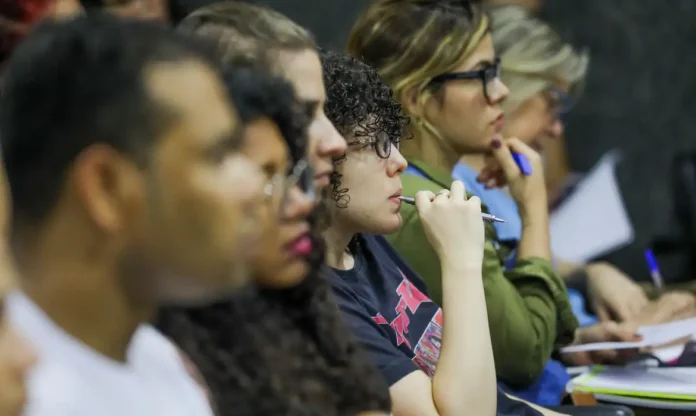 Curso será obrigatório para aprovados em todas as áreas.