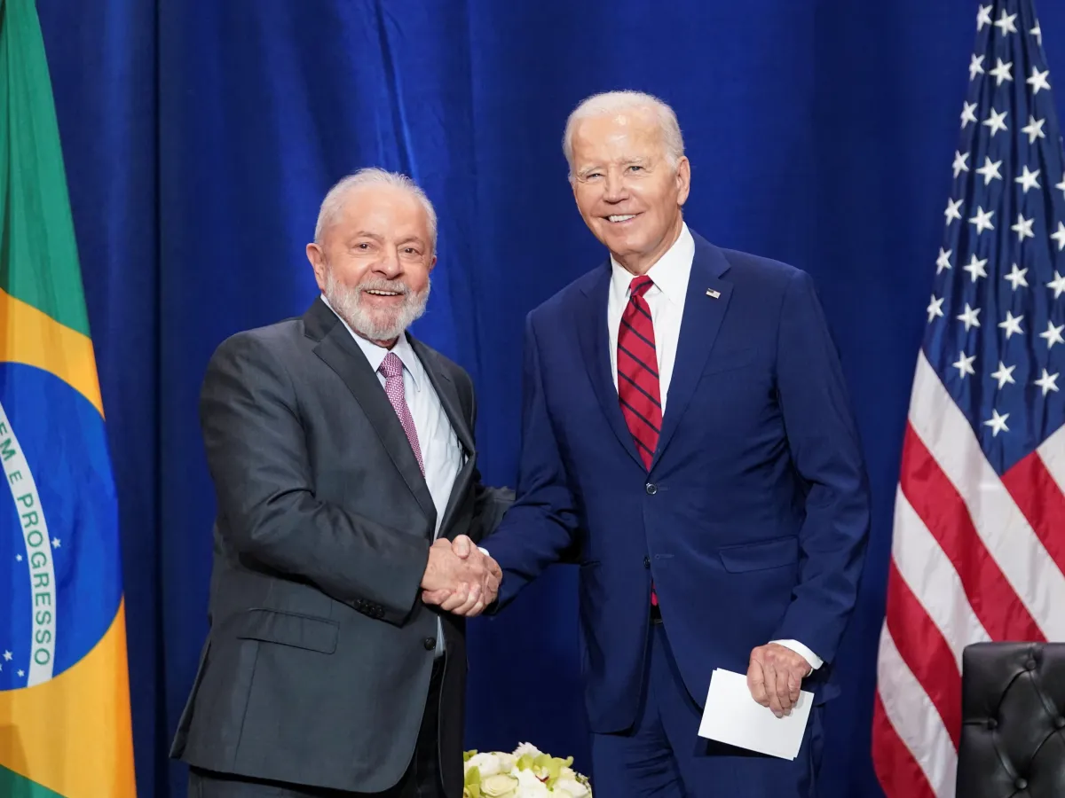 Lula com Joe Biden, presidente estadunidense que concorre à reeleição.