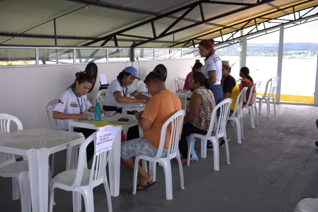 Idam anuncia mutirões de crédito rural para pescadores artesanais do interior do Amazonas