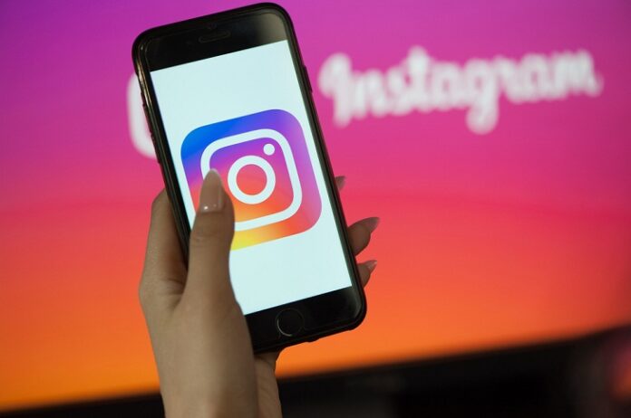 Perfis falsos no Instagram se passam por familiares das vítimas e pedem doações por Pix.
